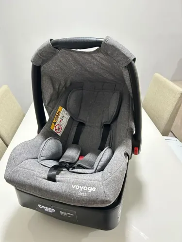 Carrinho de bebê, Bebe conforto e Base para Carro.