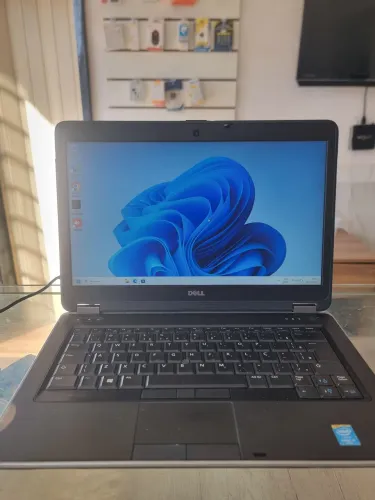 Notebook Dell i7 4th 8gb 120ssd tela grande - ate 12x no cartao