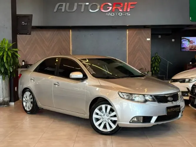 Kia Motors Cerato 1.6 16V Mec. 2012