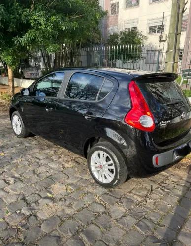 Fiat Palio Essence 1.6 Flex 16V 5P 2017