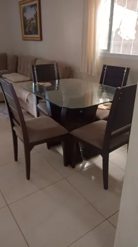 Mesa de jantar 4 lugares