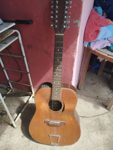 Para reforma violão dos anos 80 Gianini 12 cordas