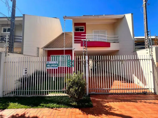 Sobrado com 4 dormitórios para alugar, 168 m² por R$ 5.000,00/mês - Jardim Guaporé - Marin