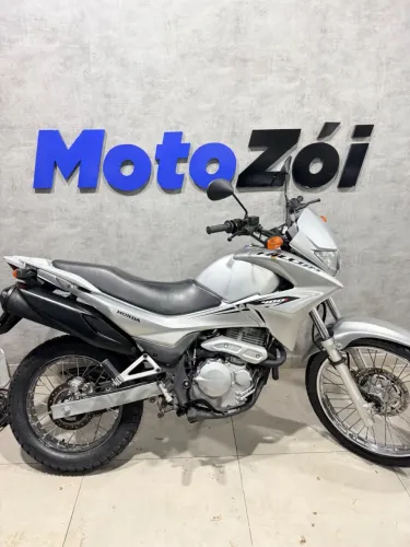 HONDA NX 400i FALCON CINZA 2013