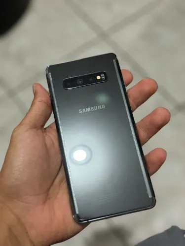 SAMSUNG S10+ conservado!