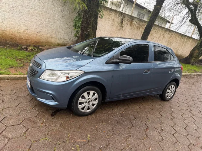 Chevrolet Onix Hatch LS 1.0 8V Flex Power Mec. 4P 2016