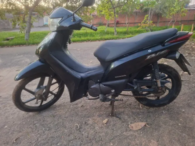 Biz 125 es 2011