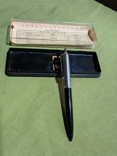 Caneta esferográfica Johann Faber