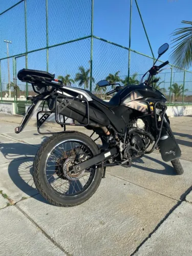 yamaha xtz lander 250cc ANO 19/20, incluso acessórios.