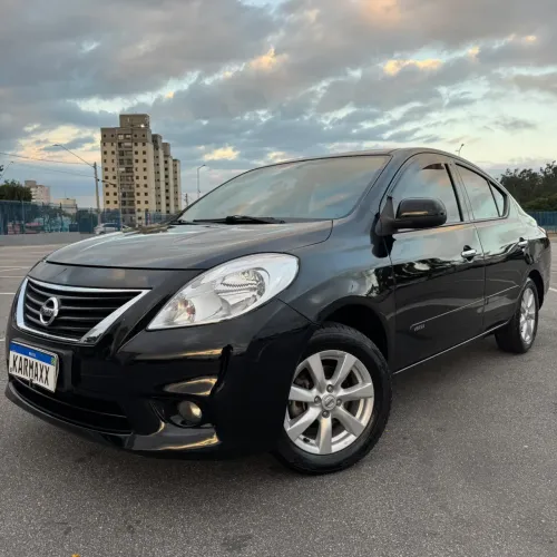 Nissan Versa SL 1.6 16V Flex Fuel 4P Mec. 2014