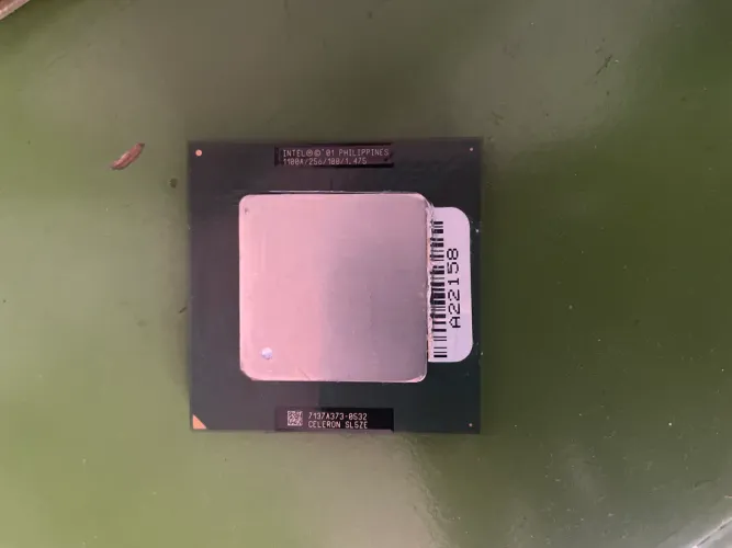 Peças de computador antigas
