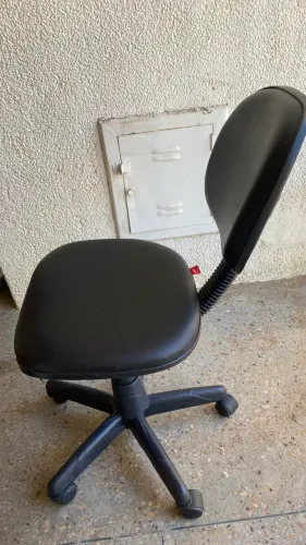 cadeira de escritório giratória