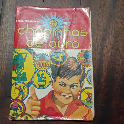 Vendo Álbum CHAPINHAS DE OURO,FALTANDO 11 chapinhas para. Completar R$850,00