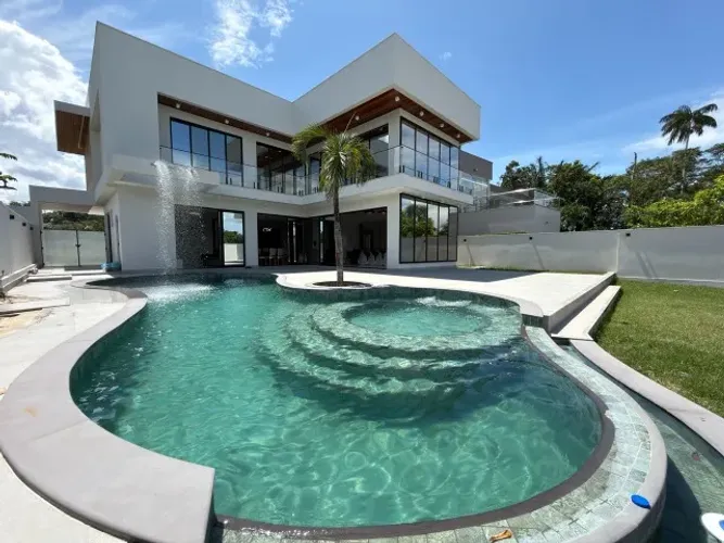 PORTEIRA FECHADA, LINDA CASA NO CONDOMÍNIO MARINA RIO BELLO
