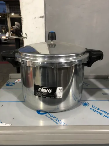 Panela de pressão profissional nigro 15L