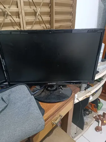 Monitor / TV Samsung 24 polegadas