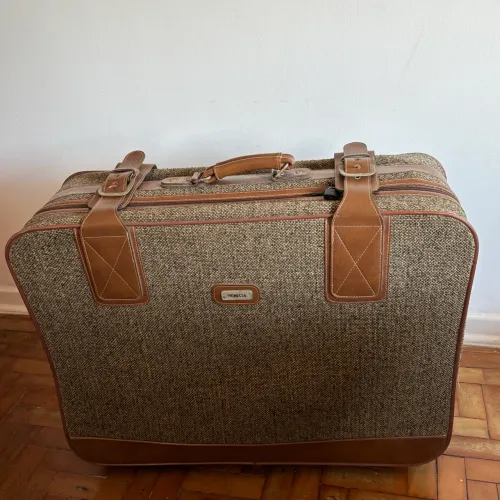 Mala Vintage Primícia Grande com Rodinhas - Excelente Estado
