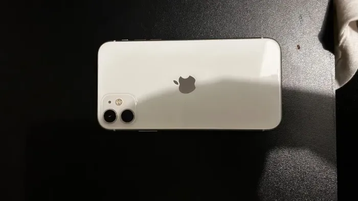 iPhone 11 64GB
