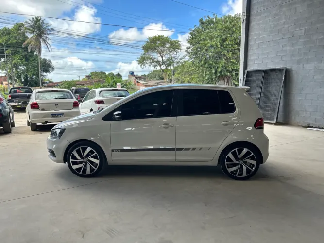 Volkswagen Fox RUN 1.6 Flex 8V 5P 2017