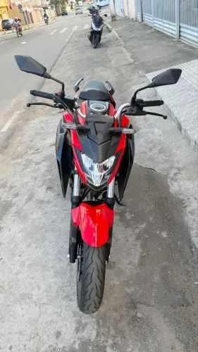Honda CB 300f