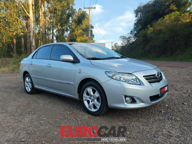 Toyota Corolla GLI 1.8 Flex 16V Aut. 2011