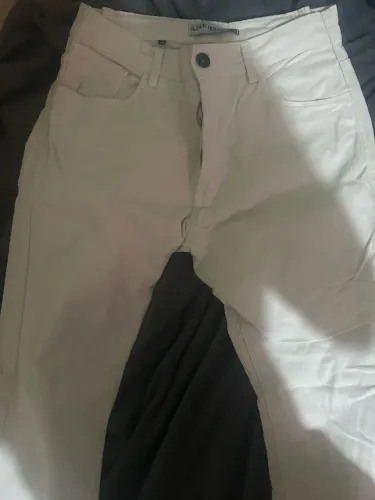 calça jeans clara, Nova. Nunca usada.