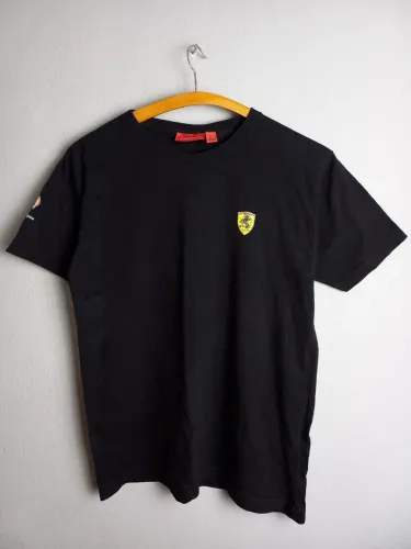 Camiseta Ferrari Oficial Fórmula 1 P