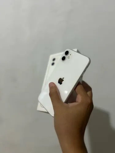iPhone 11 ? super conservado ?