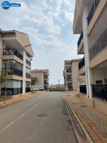 Apto em Excelente Condomínio com Vista