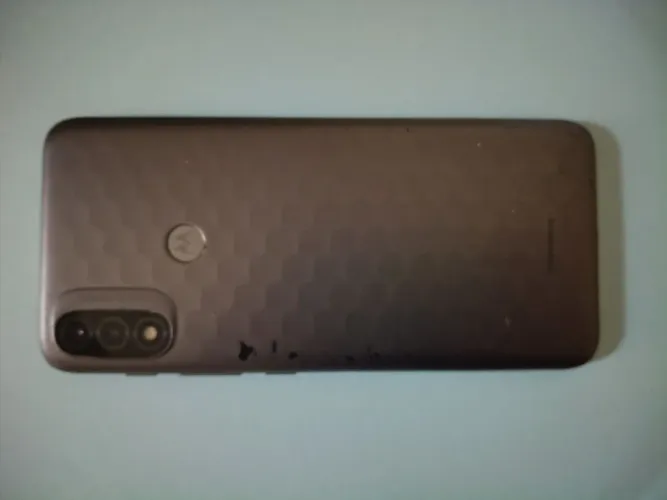 Moto E20 - Celular Motorola.