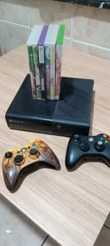 XBOX 360 SUPER SLIM 2 CONTROLES