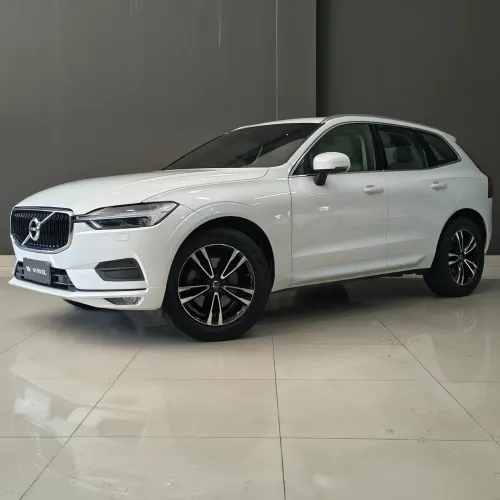 Volvo XC-60 XC 60 D-5 Momentum 2.0 AWD Diesel 5P 2020