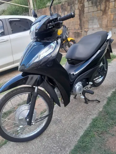 Honda biz novinha único dono 