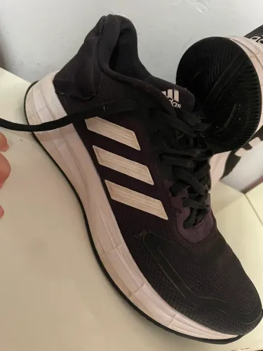 Tênis unisex Adidas