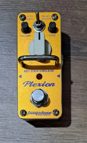 pedal de distorção - plexion - marshall in box