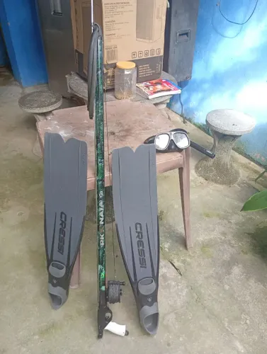 Equipamentos pesca sub