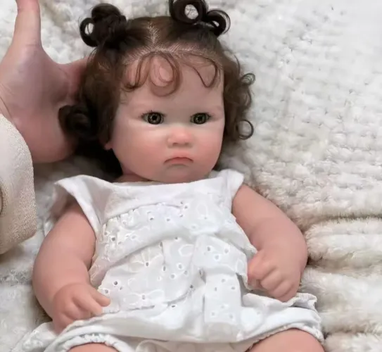 Bebê reborn de silicone sólido 