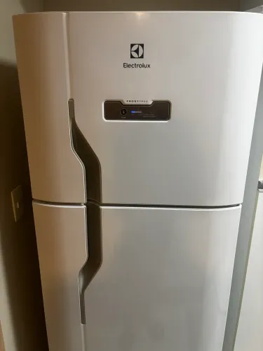 Geladeira Electrolux 110v 310L