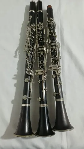 Clarinetes para restauração, lote com 3 unidades.