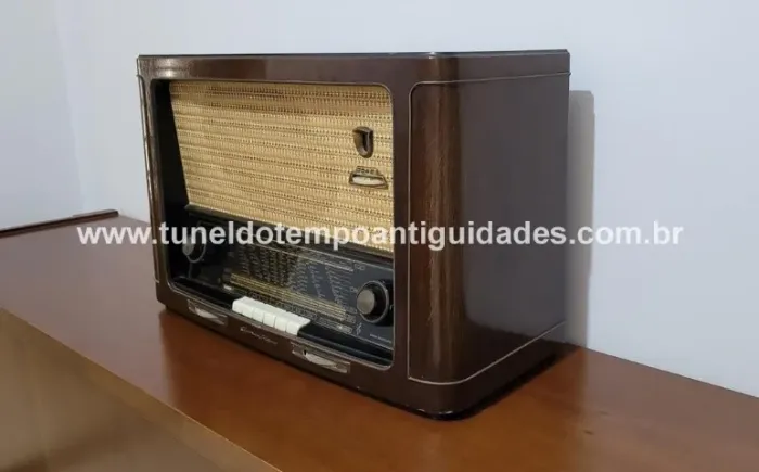 Radio Antigo Grundig