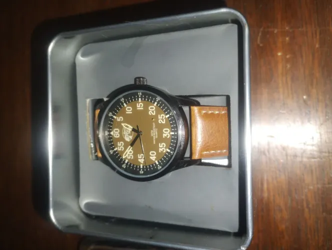 Relógio Bass Pro Shops original 