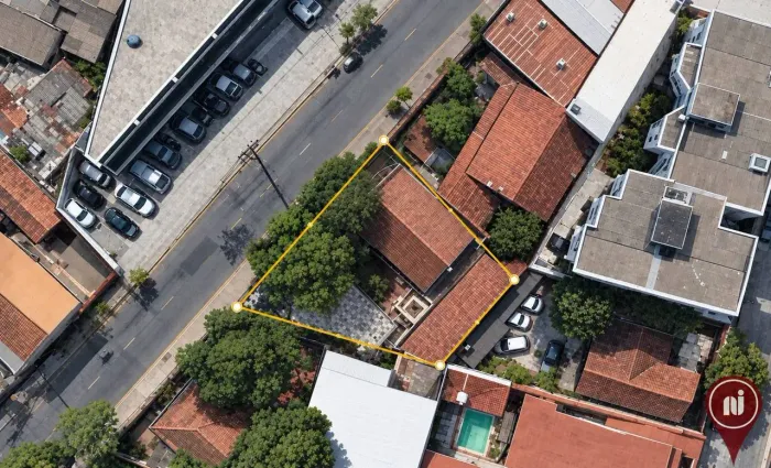 Terreno à venda, 370 m² por R$ 1.450.000 - Santa Efigênia - Belo Horizonte/MG