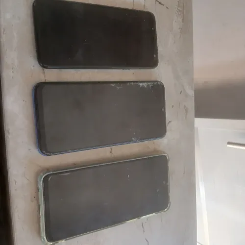 Celulares para retirada de peças