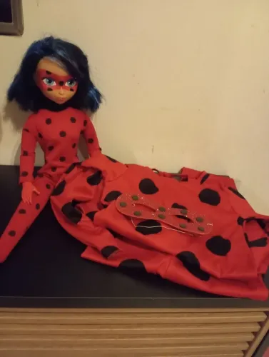 Kit boneca da ladybug + fantasia 