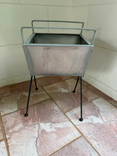 Churrasqueira Portátil Pequena