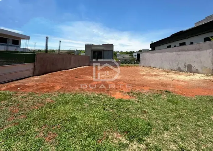 Lote a venda no Condomínio Alphaville