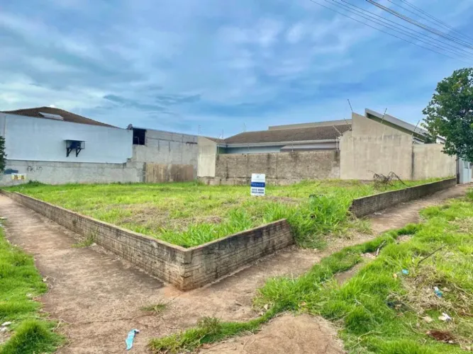 Terreno Padrão em Maringá