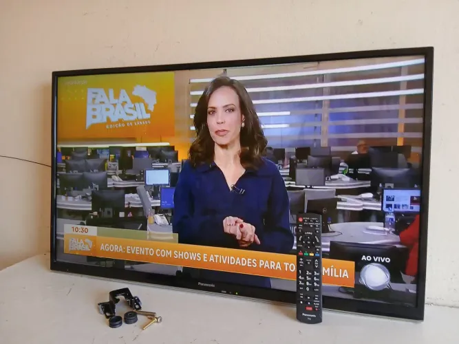 TV DE 40 POLEGADAS