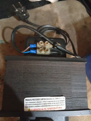 Alto transformador 10.000va  220/110, 110/220v