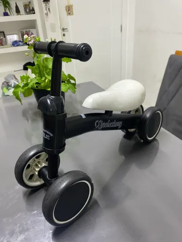 Bicicleta Infantil de Equilíbrio